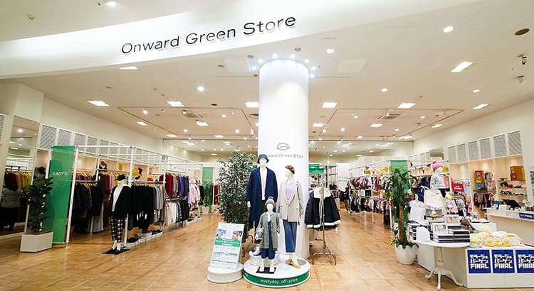 ショッピングモールで働く先輩インタビュー